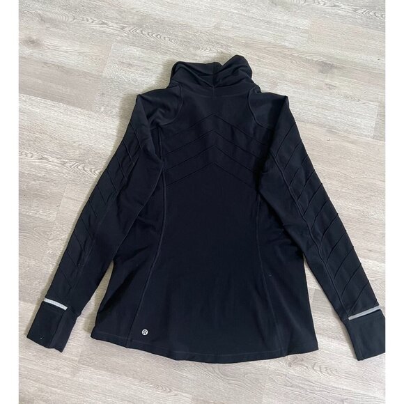 Lululemon 12 Running 1/2 1/4 Zip Pullover Mock Top Black Reflective Chevron - Picture 1 of 10